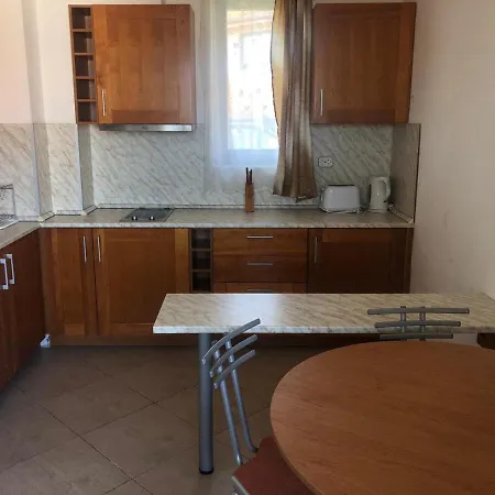 아파트 Captivating, 1 Bedroom At Bay View 코샤리챠